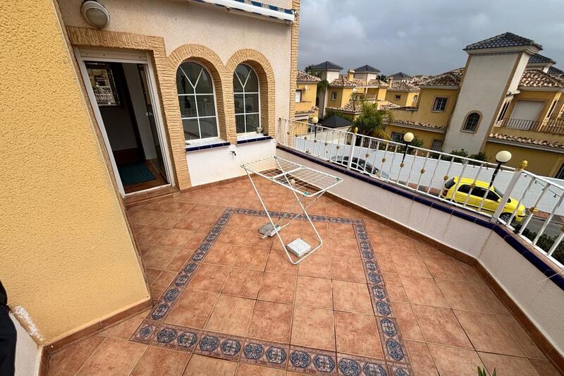 3 Cuarto Villa en venta
