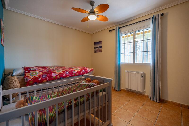 6 Cuarto Villa en venta