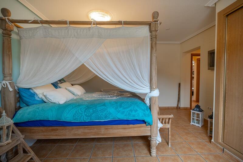 6 Cuarto Villa en venta