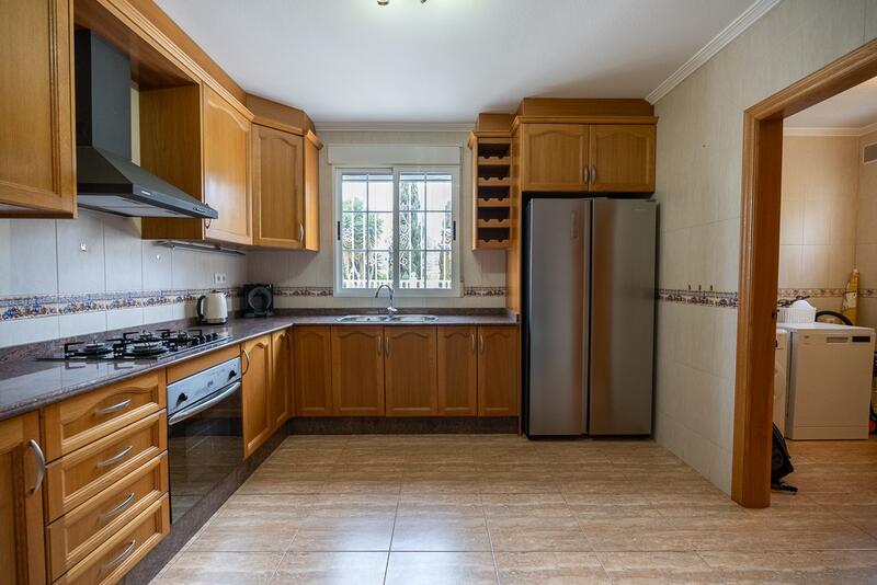 6 Cuarto Villa en venta