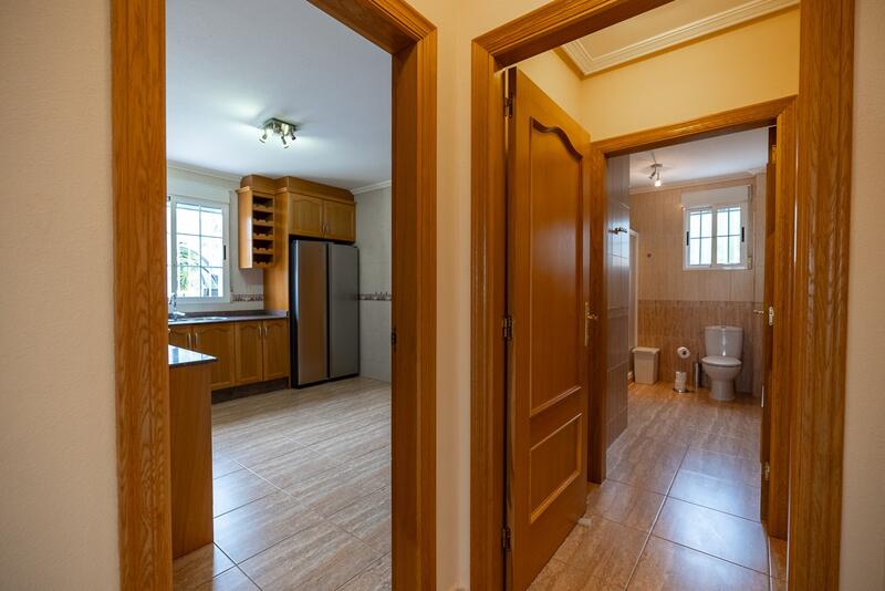 6 Cuarto Villa en venta