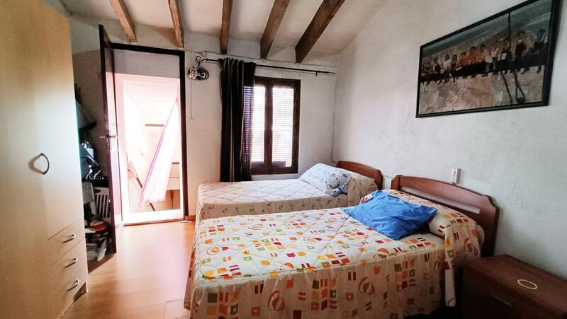 3 bedroom Townhouse for sale