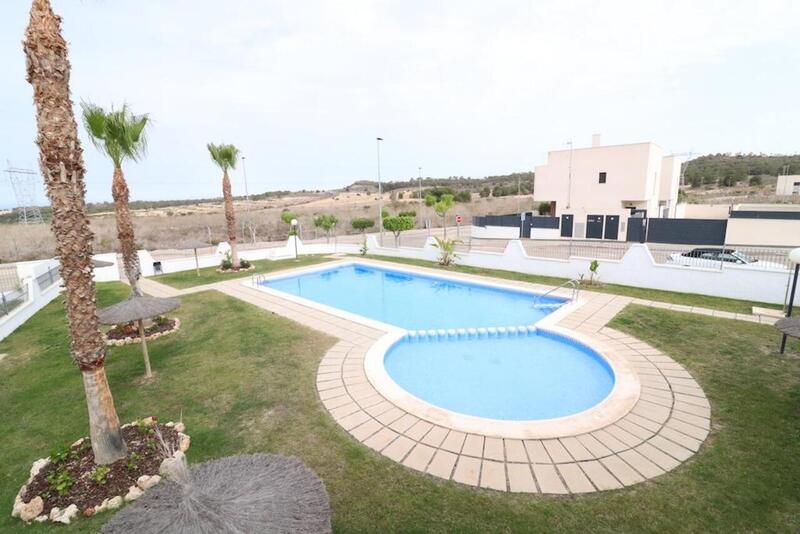 3 Cuarto Adosado en venta