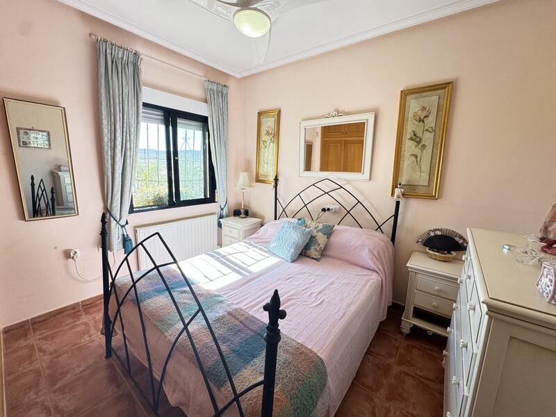 3 chambre Auberge à vendre