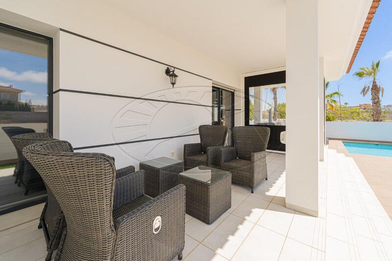3 Cuarto Villa en venta