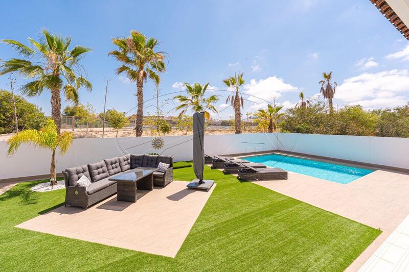 3 Cuarto Villa en venta