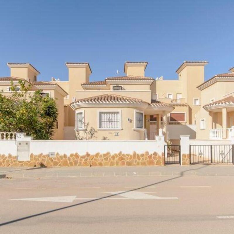 Villa for sale in San Miguel de Salinas, Alicante