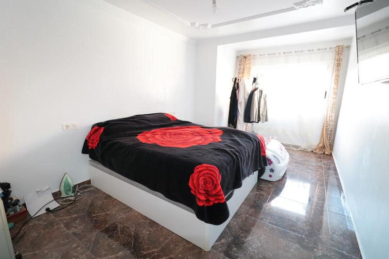 4 slaapkamer Appartement Te koop