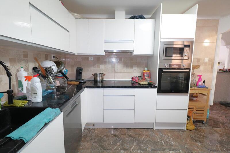 4 slaapkamer Appartement Te koop