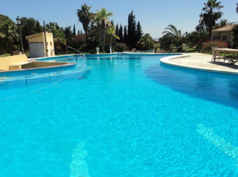 12 bedroom Villa for sale