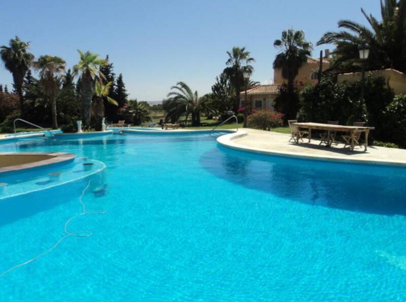 12 bedroom Villa for sale