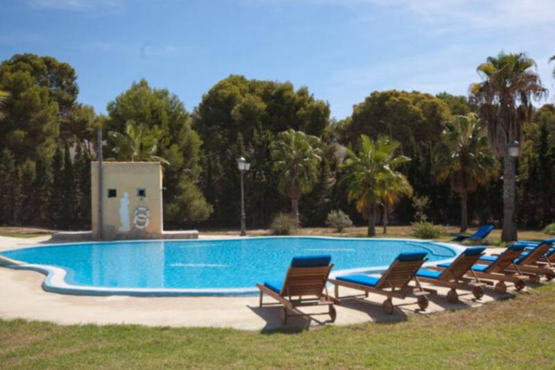12 bedroom Villa for sale