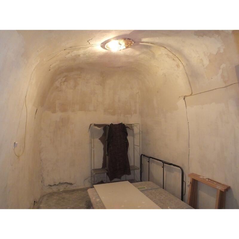 2 soverom Grottehuset til salgs