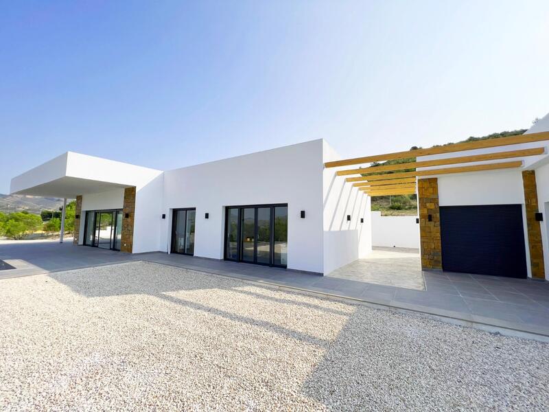 4 bedroom Villa for sale