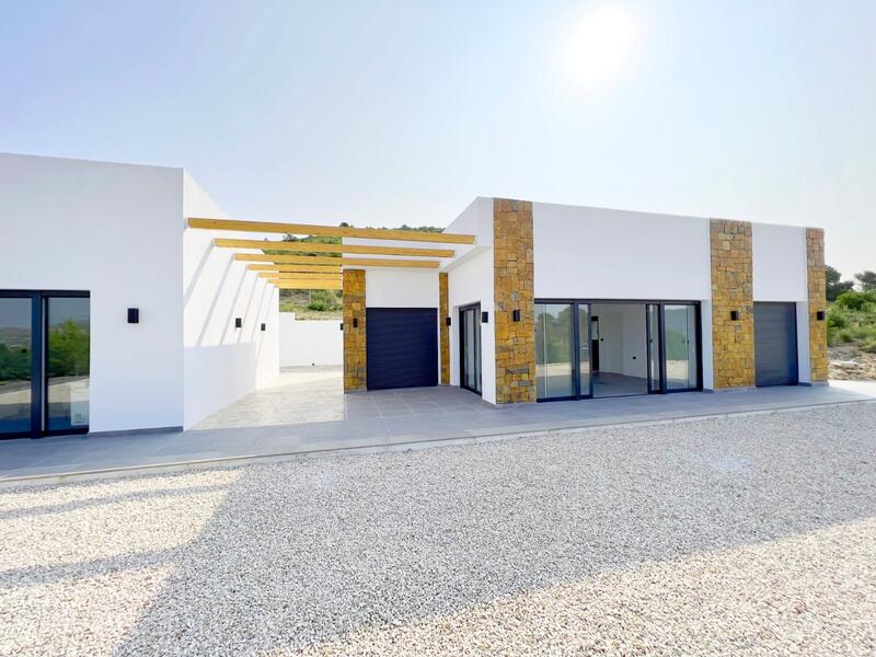 4 bedroom Villa for sale