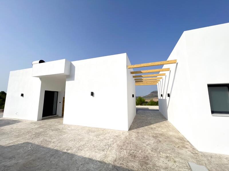 4 bedroom Villa for sale