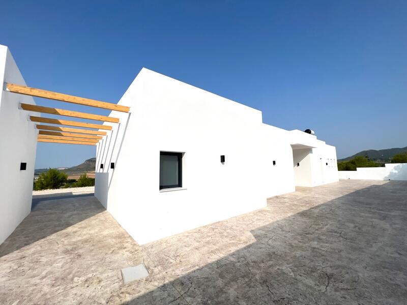 4 bedroom Villa for sale