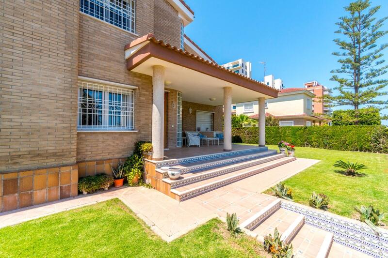 5 soverom Villa til salgs