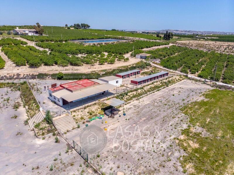 Casa de Campo en venta en Los Montesinos, Alicante