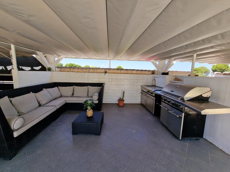 4 Cuarto Villa en venta