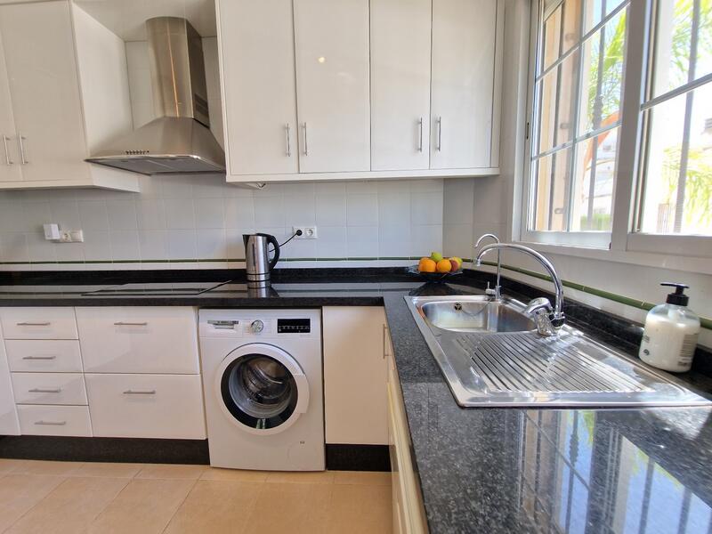4 Cuarto Villa en venta
