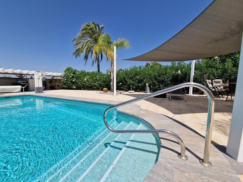 4 Cuarto Villa en venta