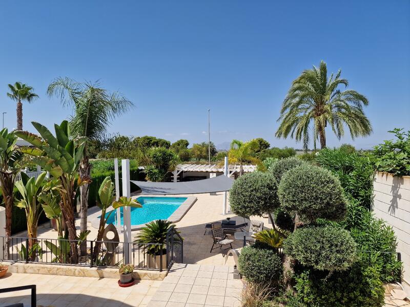 4 Cuarto Villa en venta