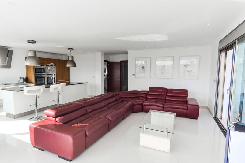 4 Schlafzimmer Villa zu verkaufen