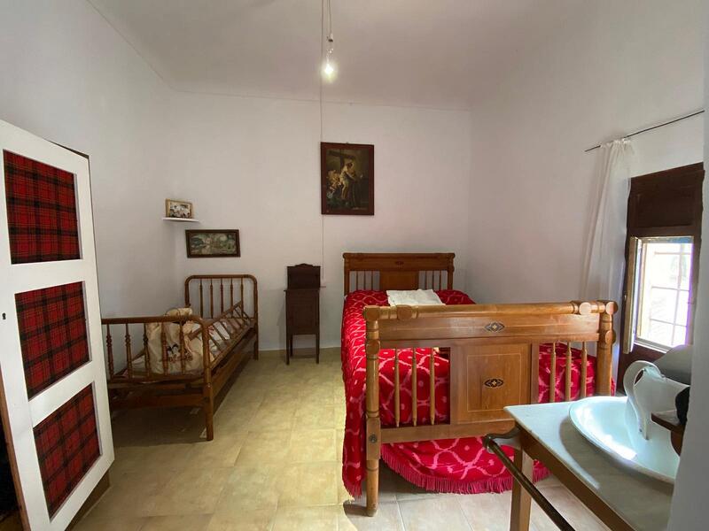 8 bedroom Country House for sale