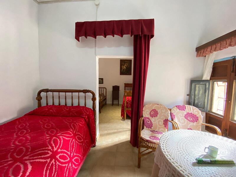 8 bedroom Country House for sale