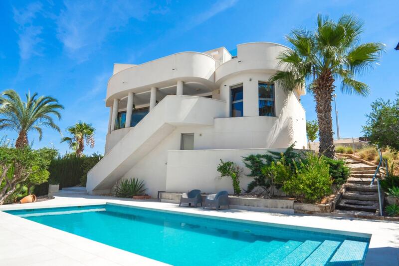 Villa till salu i Ciudad Quesada, Alicante