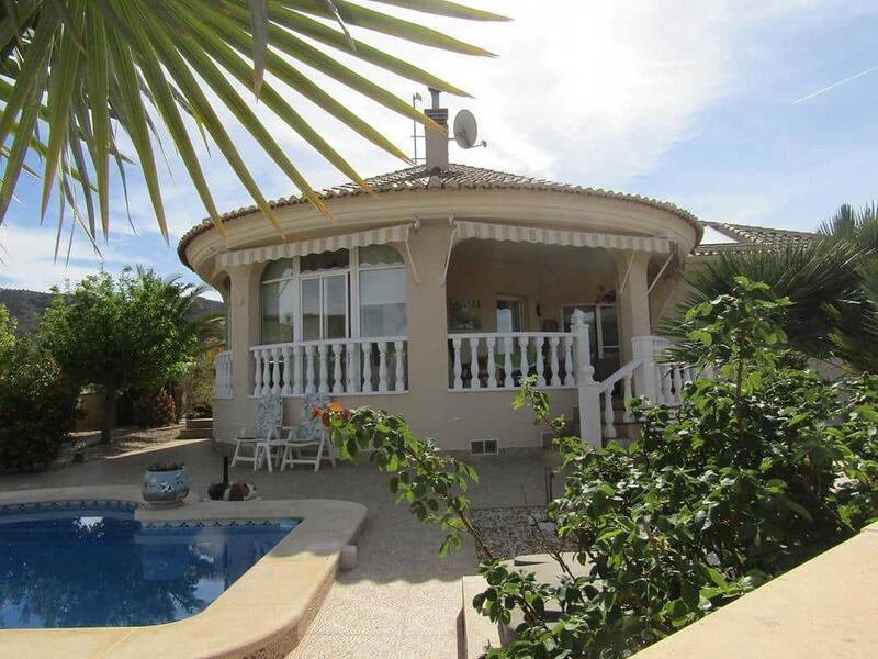 Villa till salu i La Romana, Alicante