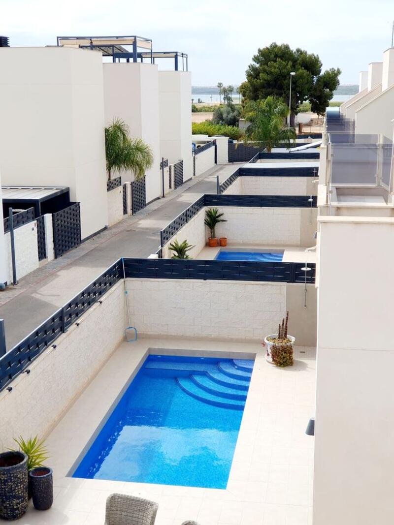 3 Cuarto Villa en venta