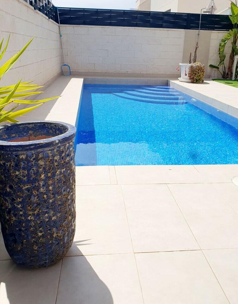 3 Cuarto Villa en venta