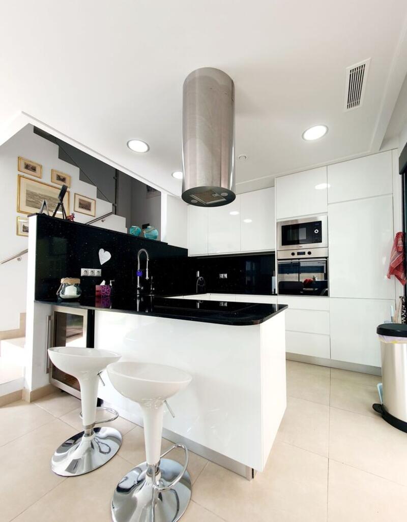3 Cuarto Villa en venta