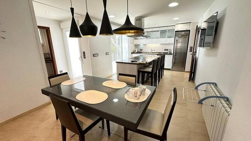 5 bedroom Villa for sale