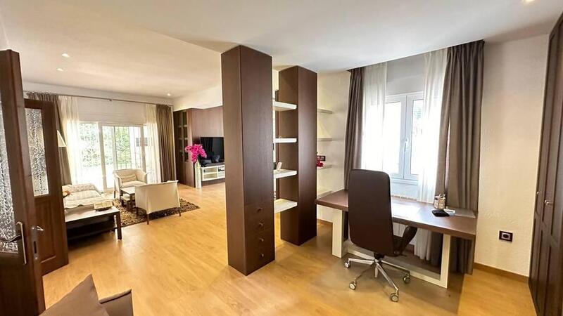 5 bedroom Villa for sale