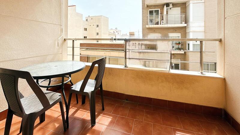 Lägenhet till salu i Torrevieja, Alicante