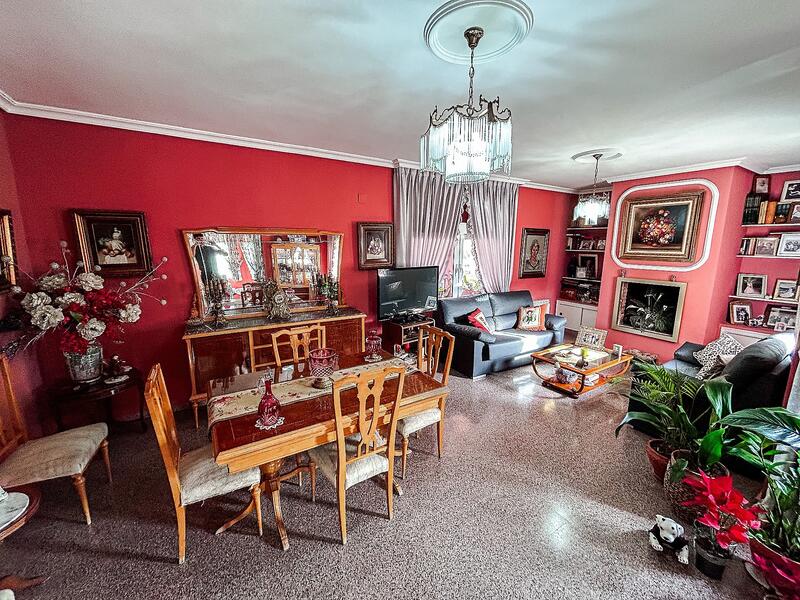 7 soverom Villa til salgs