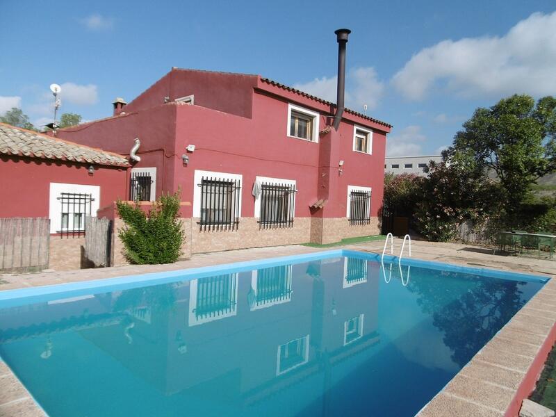Villa à vendre dans Yecla, Murcia