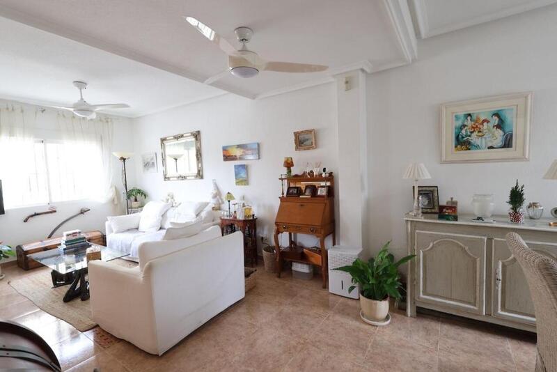 2 Cuarto Villa en venta