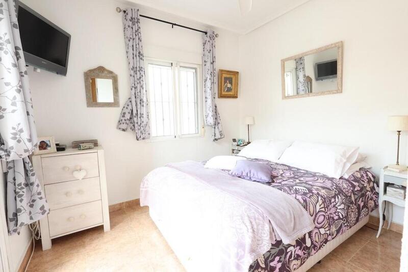 2 Cuarto Villa en venta