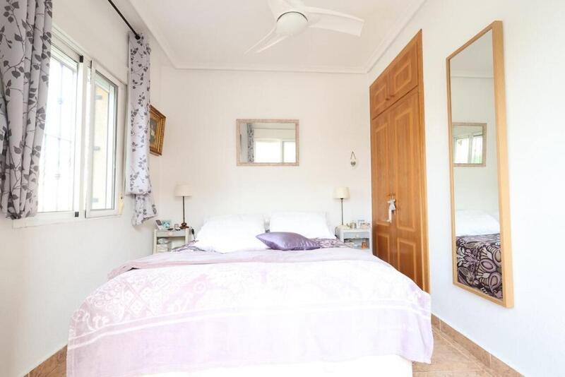 2 Cuarto Villa en venta