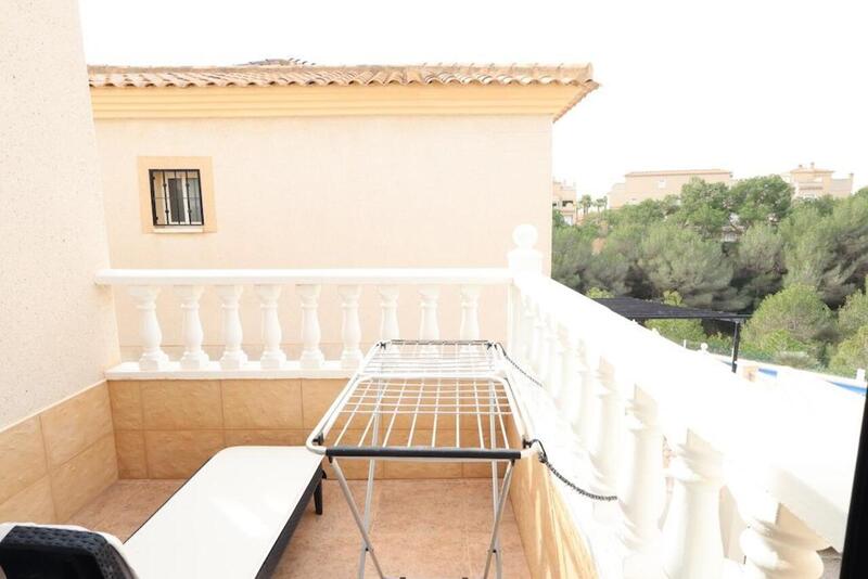 2 Cuarto Villa en venta
