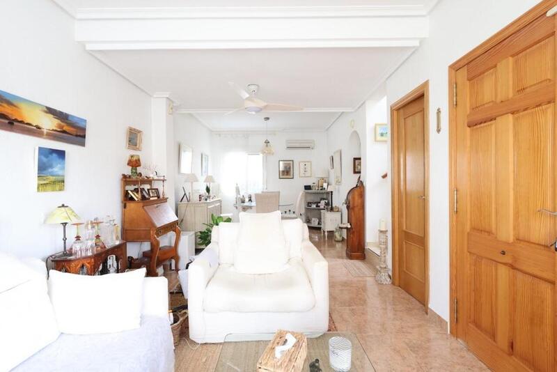 2 Cuarto Villa en venta