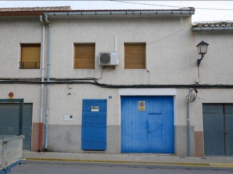 Maison de Ville à vendre dans Pinoso, Alicante