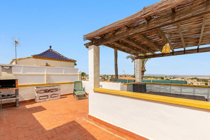 Byhus til salg i Torrevieja, Alicante