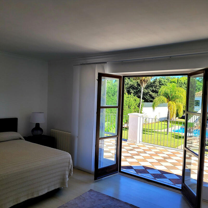 6 Cuarto Villa en venta