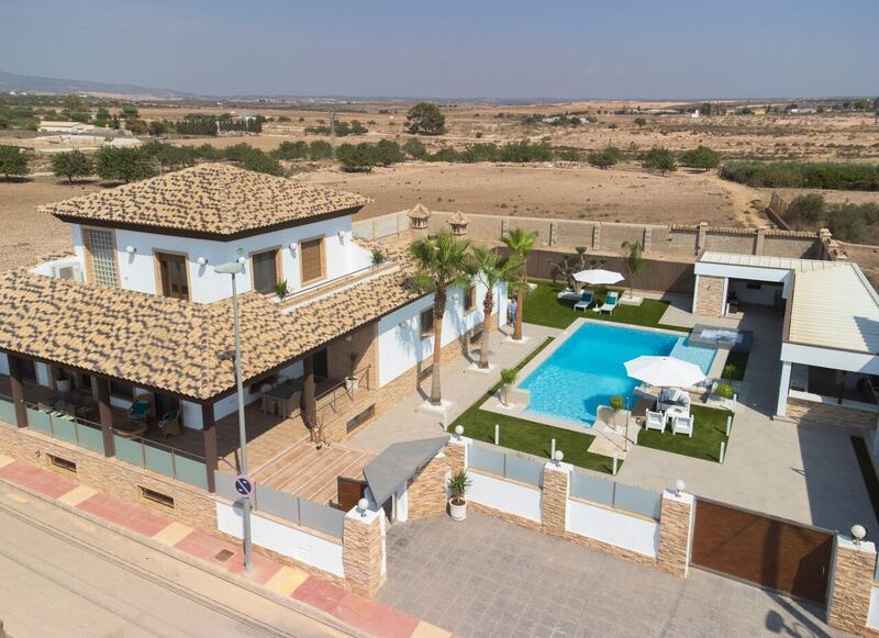 Villa for sale in Avileses, Murcia