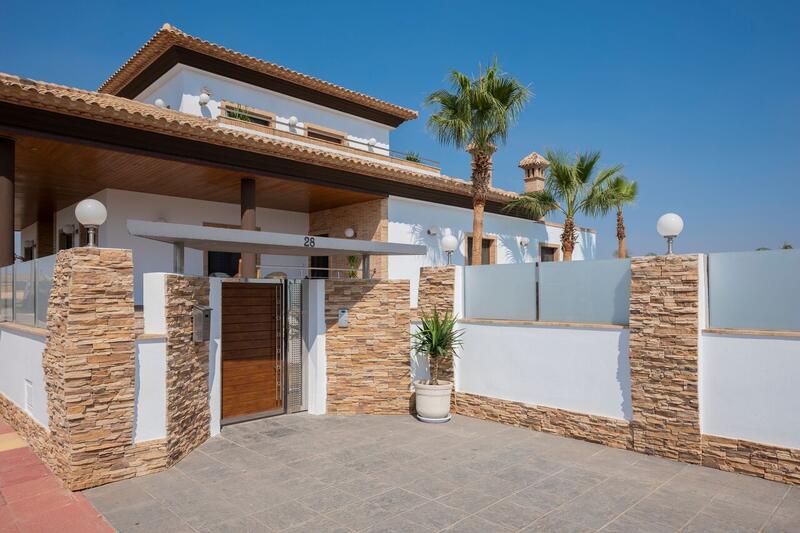 4 bedroom Villa for sale